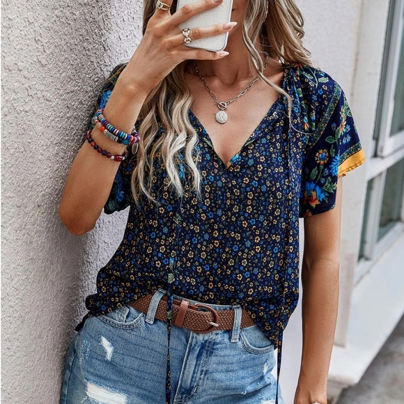 Navy Blue Floral Printed Boho Short Sleeve Shirt V-Neck Ties - Picture 1 of 6